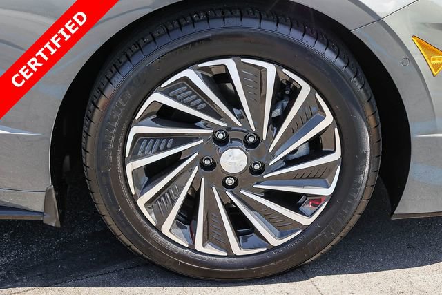 Certified 2023 Hyundai Sonata Limited FWD image 9