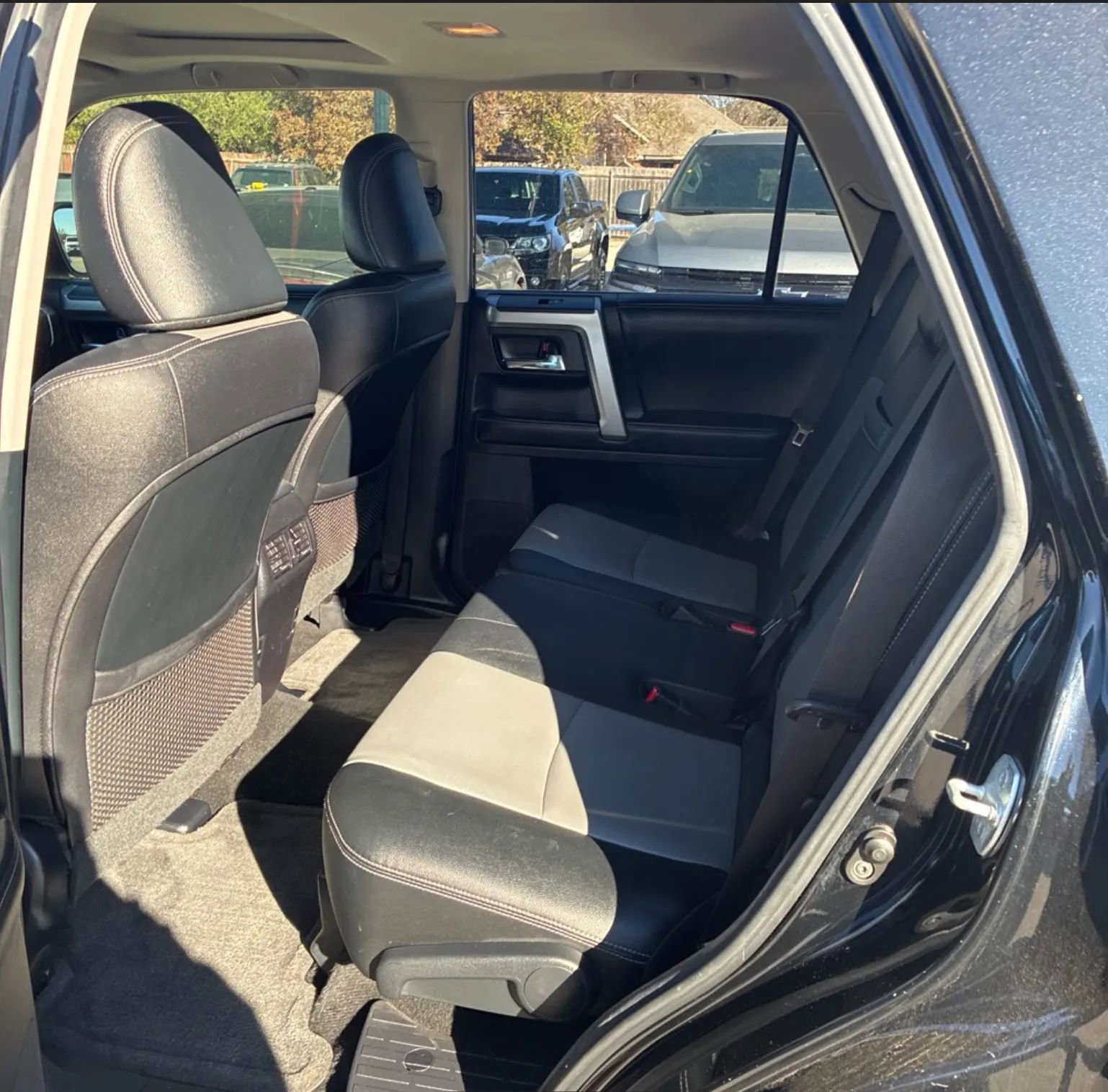 Used 2015 Toyota 4Runner SR5 Premium image 7