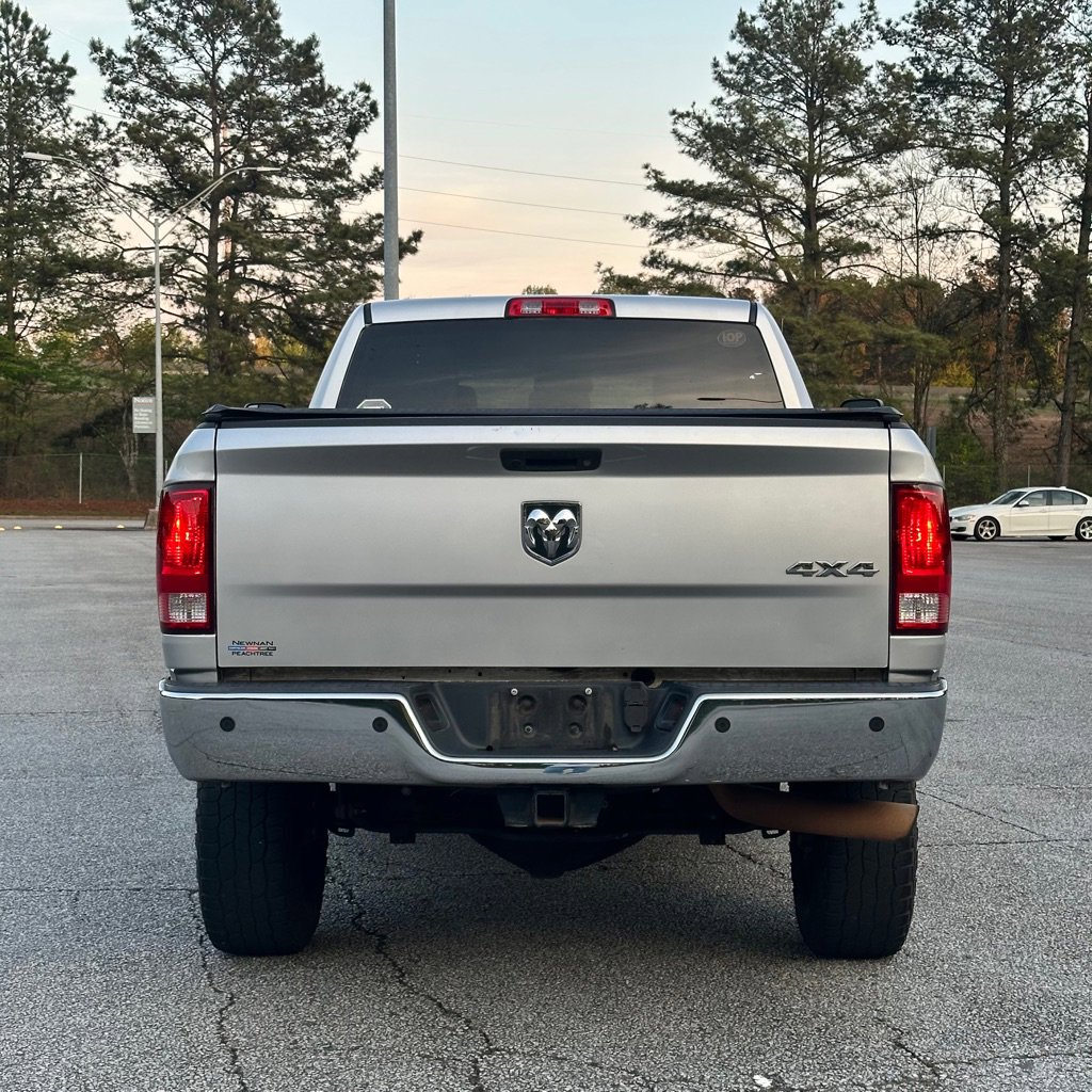 Used 2018 RAM 2500 Tradesman w/ Chrome Appearance Group image 6