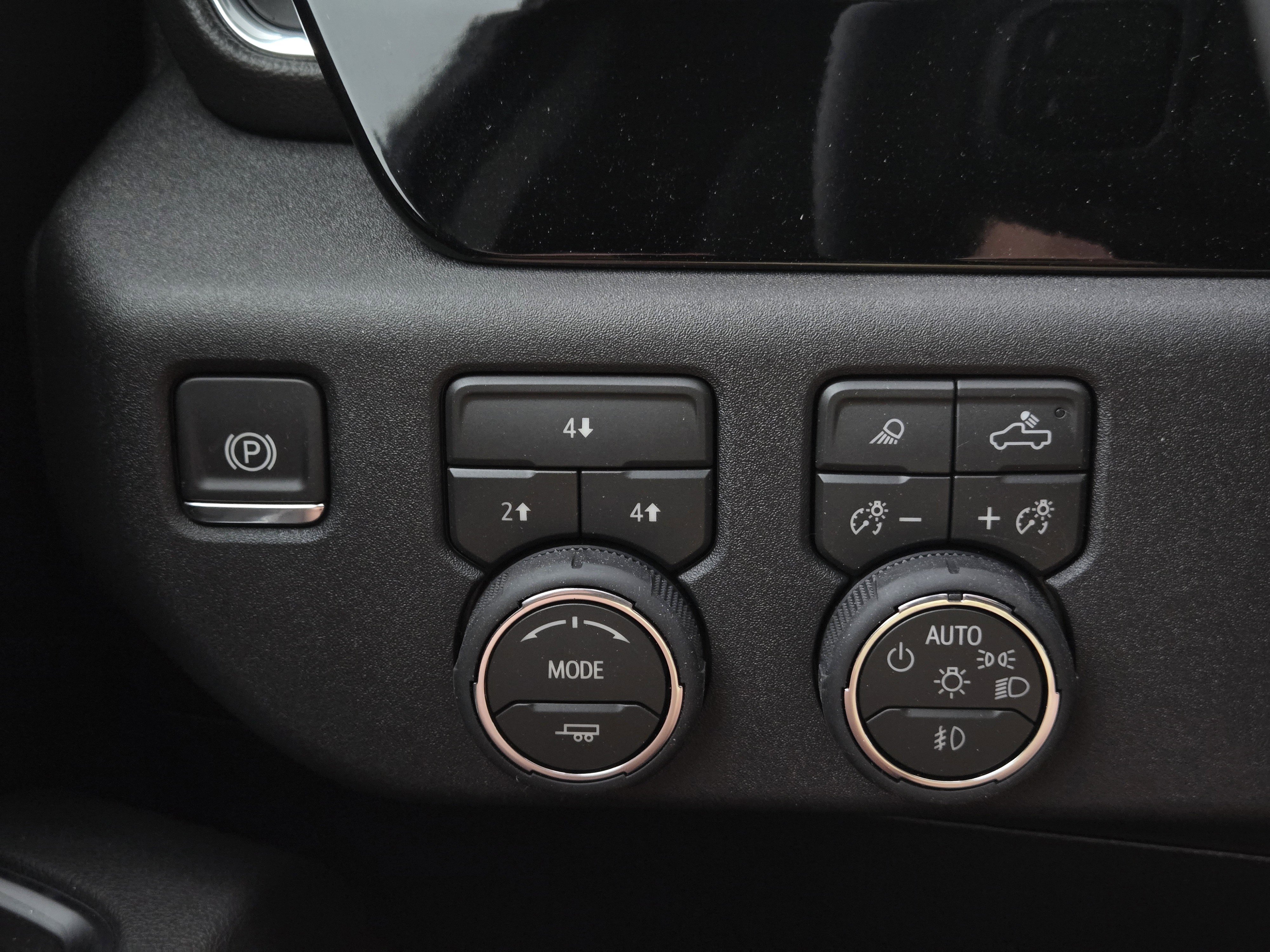 New 2026 Chevrolet Silverado 3500 LT w/ Safety Package AWD/4WD image 13
