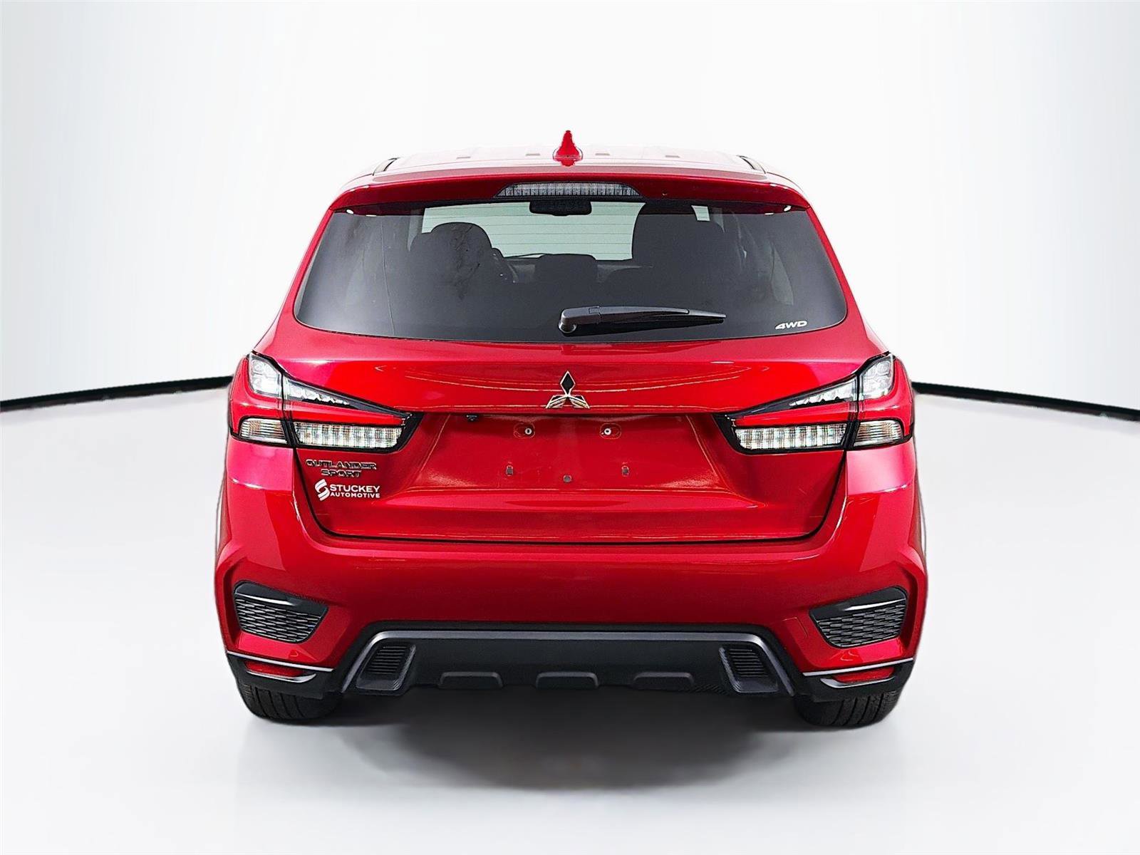 Used 2023 Mitsubishi Outlander Sport ES image 6