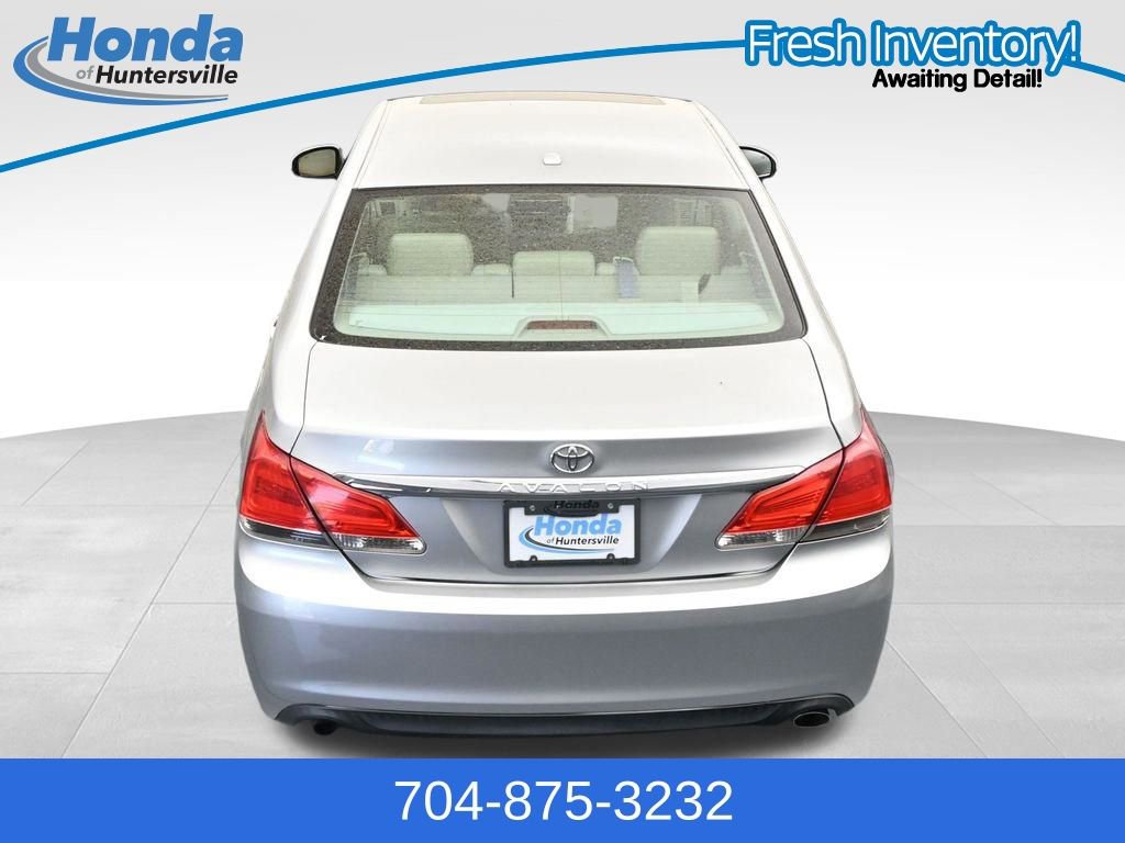Used 2011 Toyota Avalon Limited FWD image 17