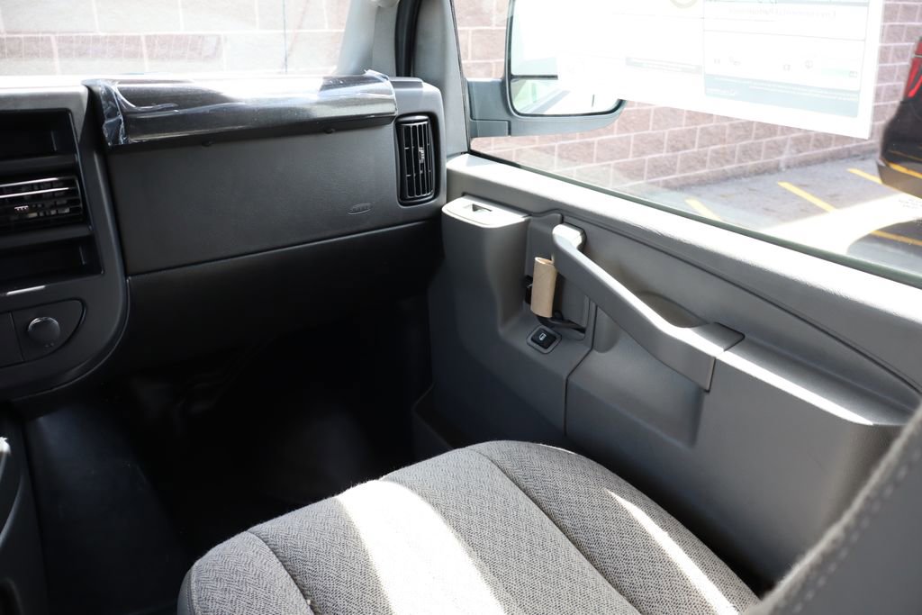 New 2026 Chevrolet Express 2500 w/ Driver Convenience Package RWD image 34