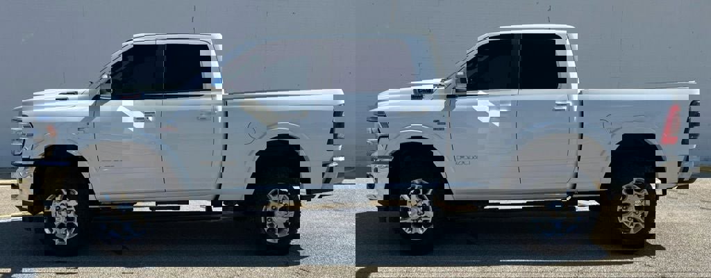 Used 2022 RAM 2500 Laramie image 2