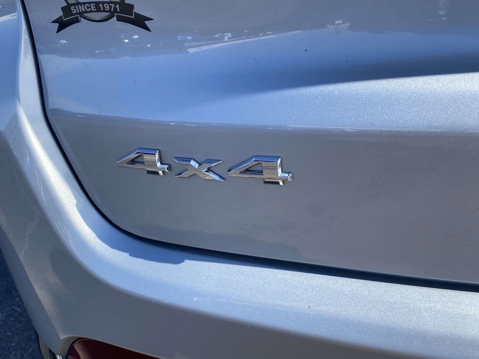 Used 2024 Jeep Compass Limited w/ Elite Group image 13