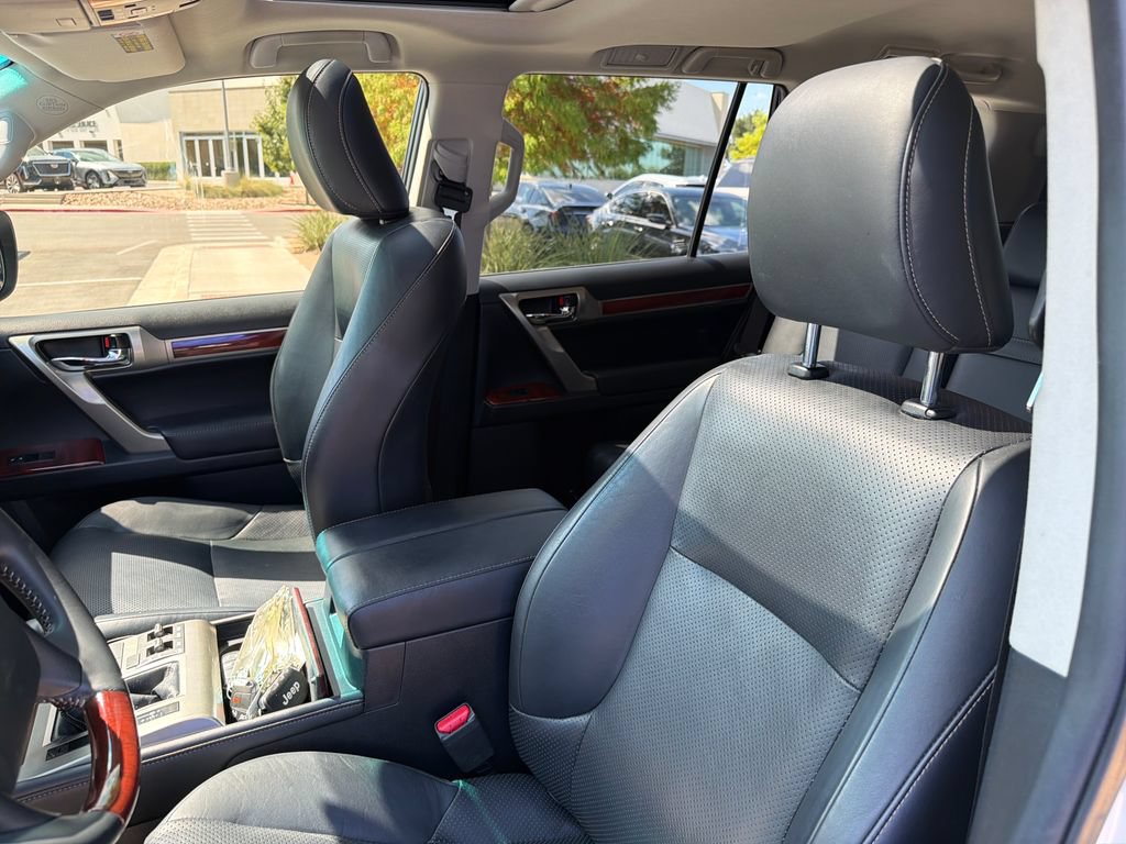 Used 2013 Lexus GX 460 w/ Comfort Plus Pkg AWD/4WD image 21