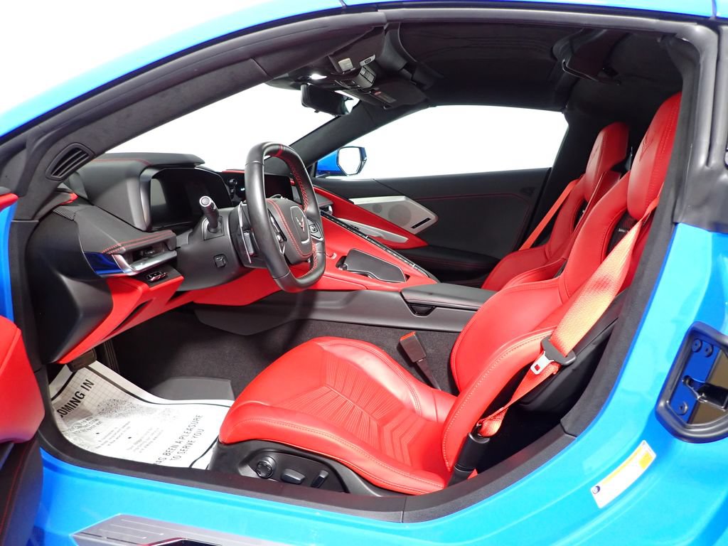 Used 2022 Chevrolet Corvette Stingray Premium Cpe w/ Z51 Performance Package RWD image 22
