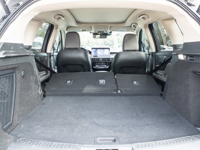 Used 2024 Lincoln Corsair FWD w/ Equipment Group 101A image 18