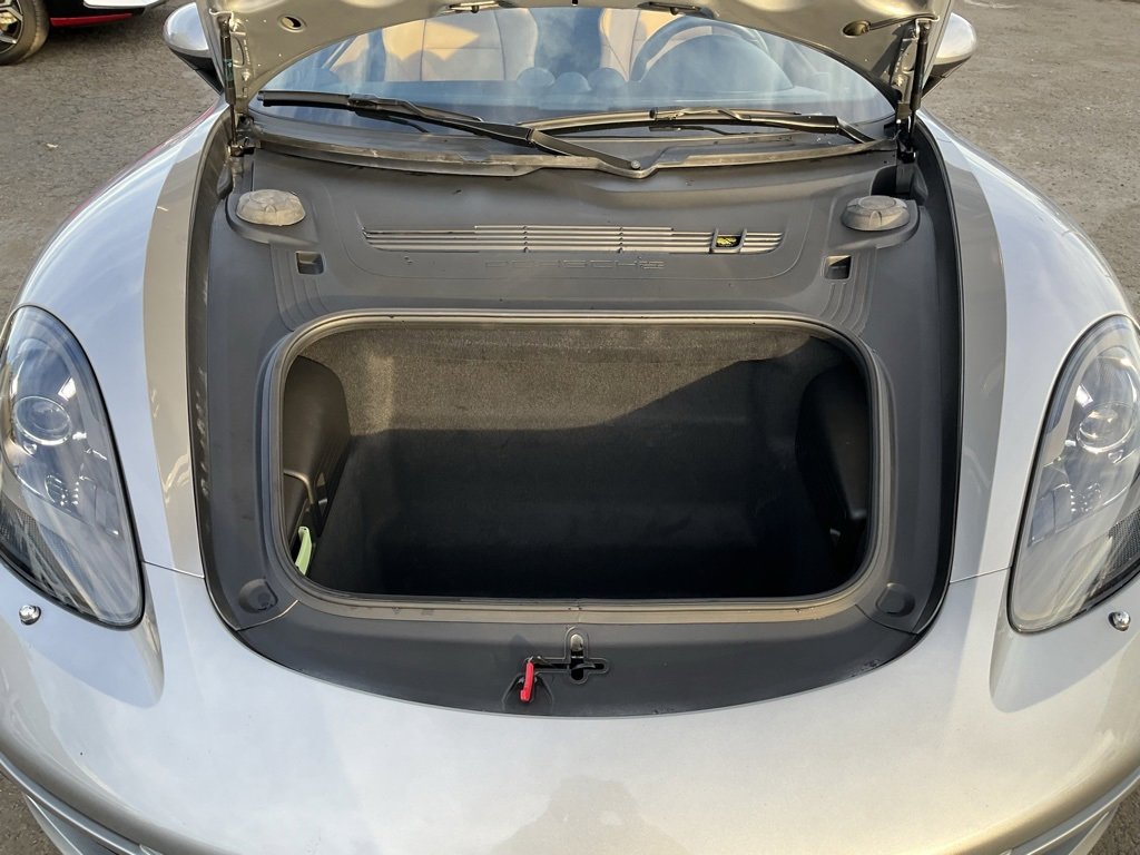 Used 2017 Porsche 718 Cayman S image 9