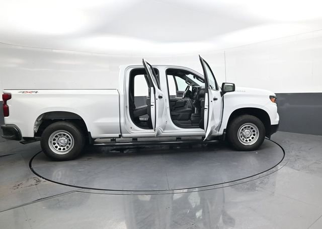 Used 2023 Chevrolet Silverado 1500 W/T w/ WT Value Package image 37