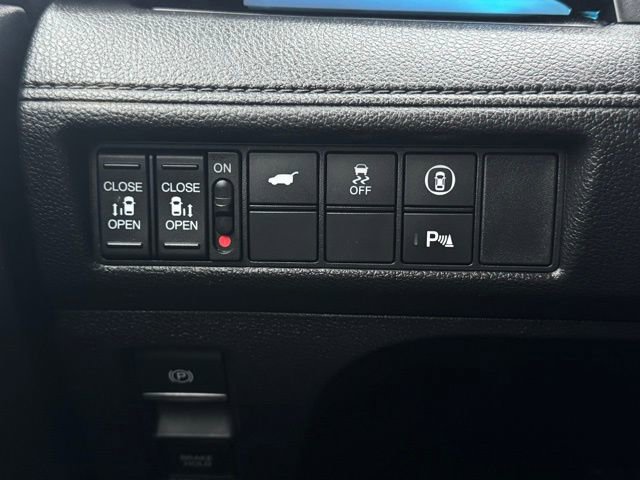 Used 2023 Honda Odyssey Elite image 36