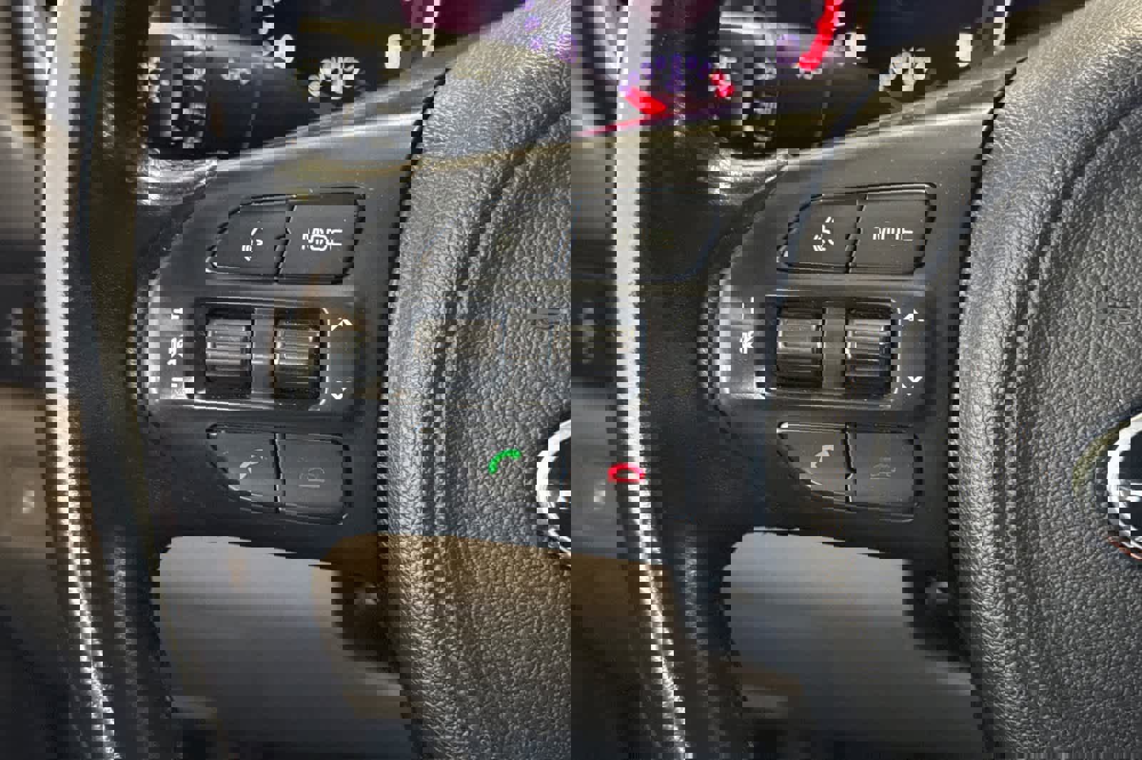 Used 2017 Kia Sedona LX w/ LX Essentials Premium Package image 26