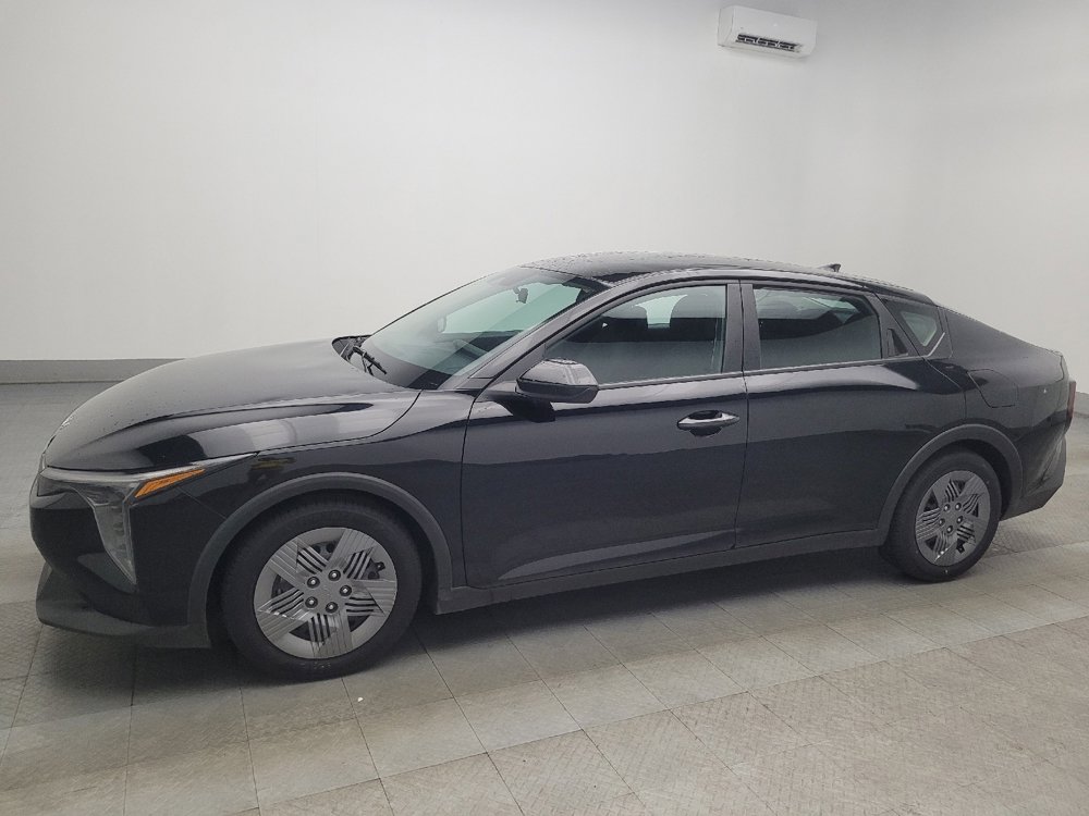 Used 2025 Kia K4 LX image 2