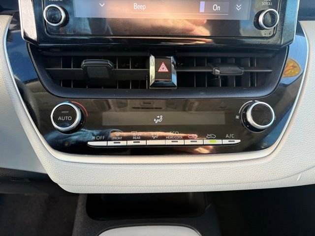 Used 2020 Toyota Corolla LE image 18