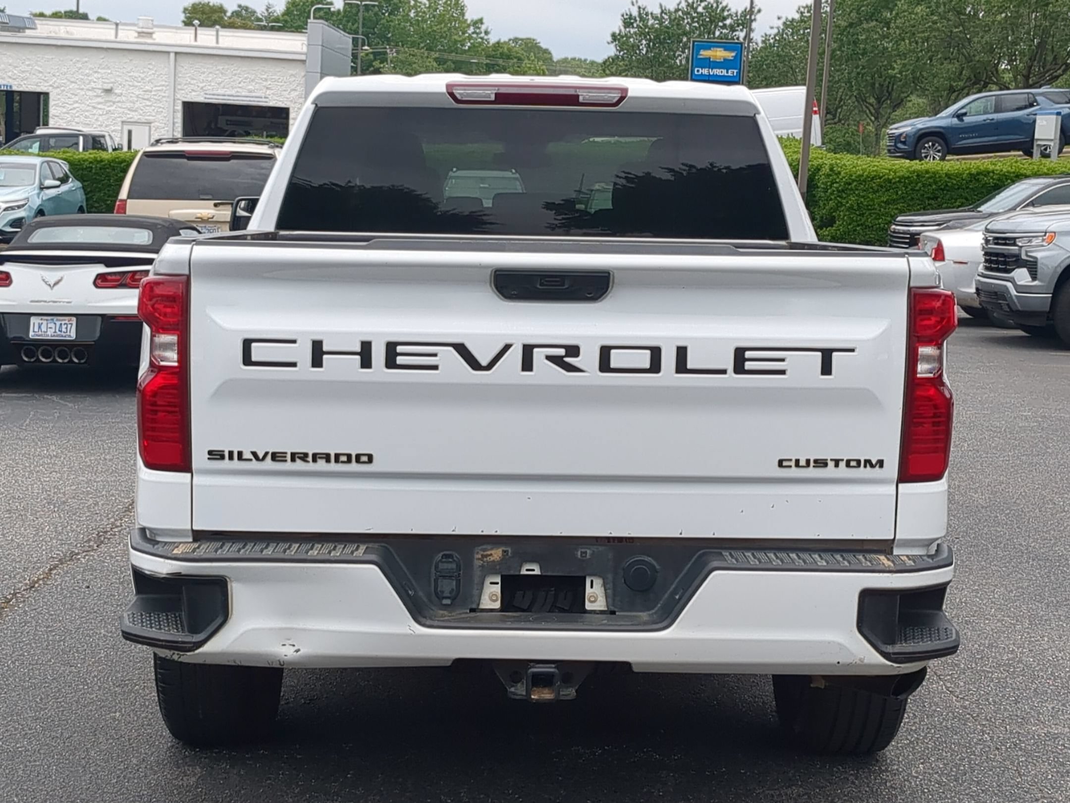 Used 2024 Chevrolet Silverado 1500 Custom w/ Rally Edition AWD/4WD image 9