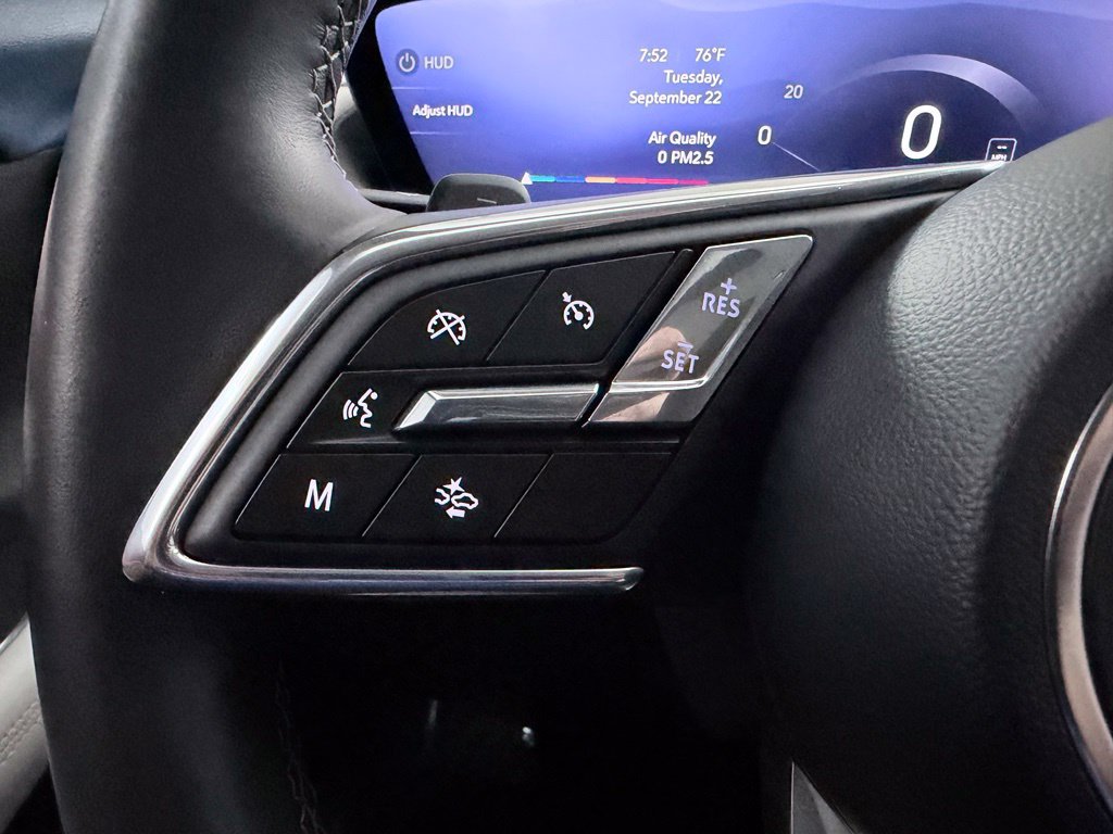 Used 2024 Buick Envision Avenir AWD/4WD image 33