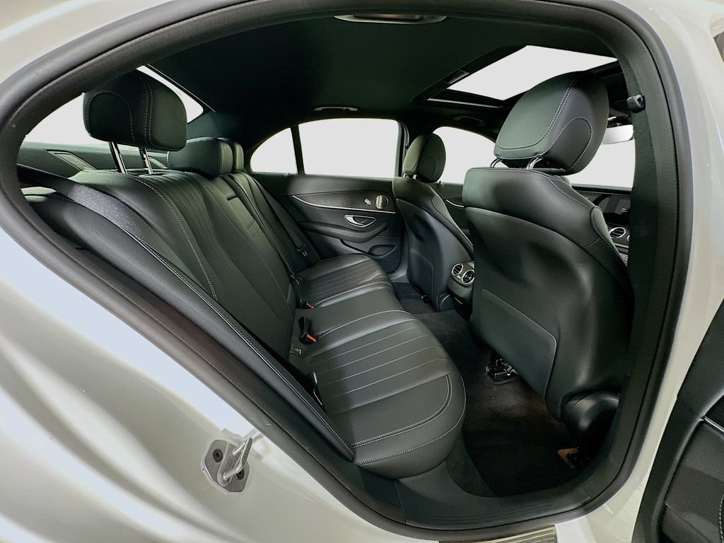 Used 2023 Mercedes-Benz E 350 Sedan image 30