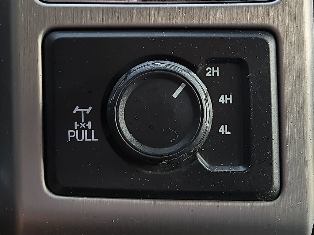 Used 2019 Ford F250 Platinum w/ Platinum Ultimate Package AWD/4WD image 14