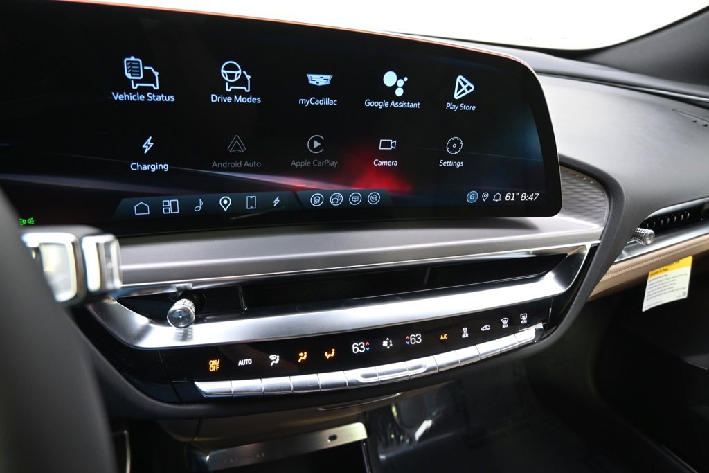 New 2026 Cadillac Lyriq V image 27
