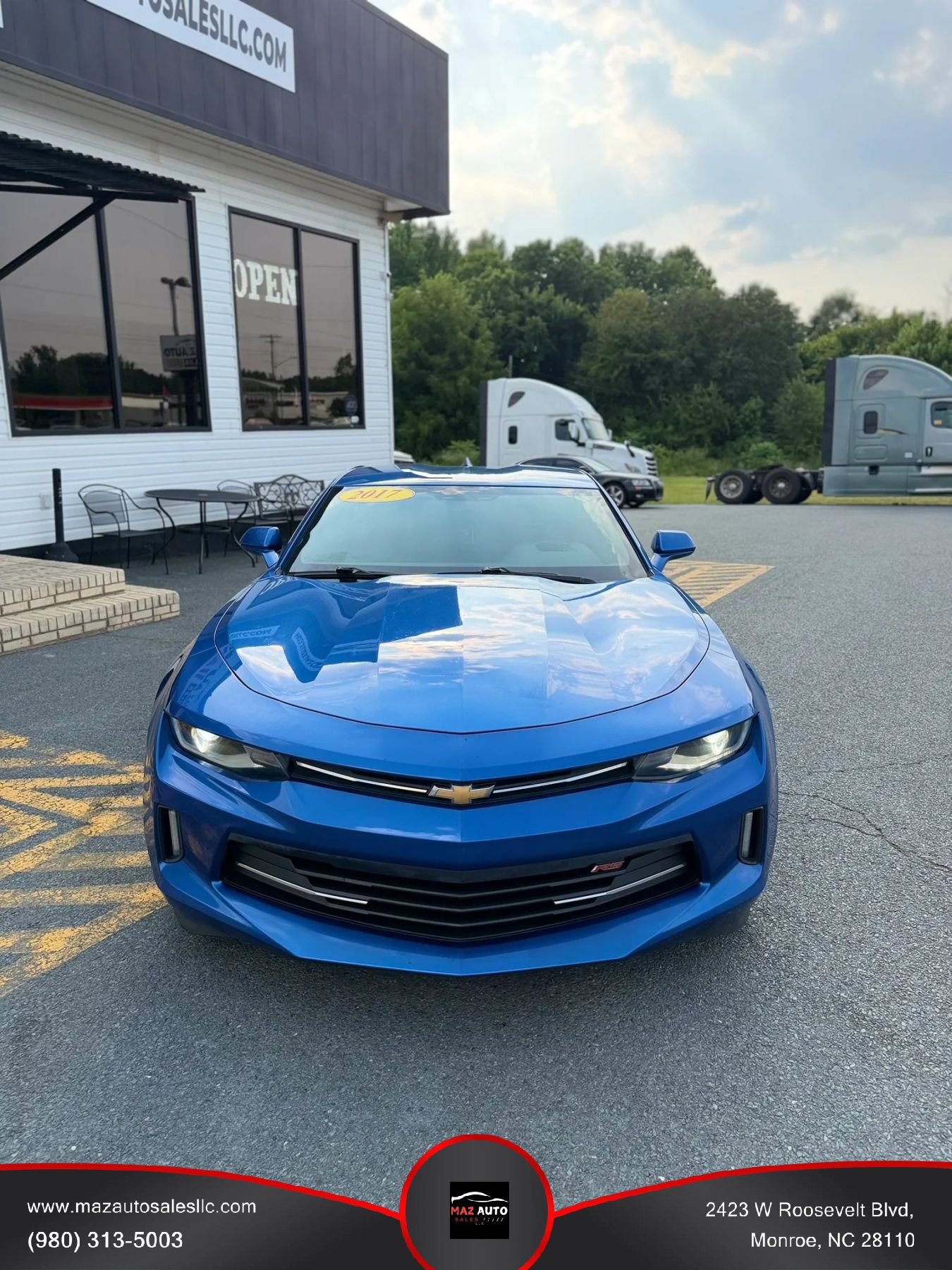 Used 2017 Chevrolet Camaro LT w/ RS Package RWD image 2