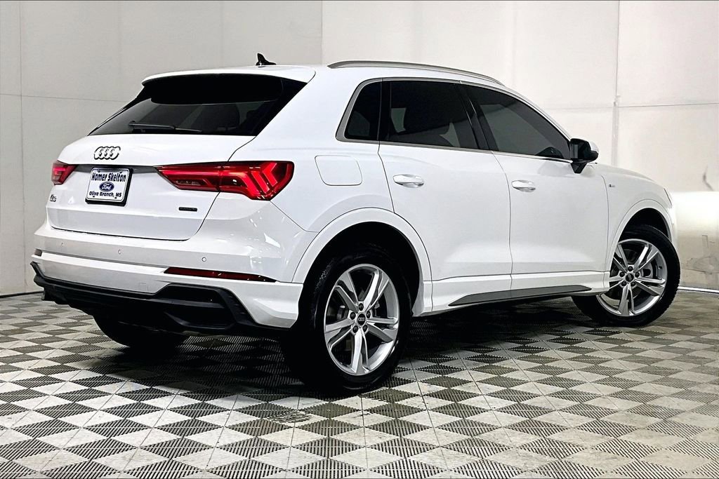 Used 2024 Audi Q3 2.0T Premium Plus w/ Premium Plus Package AWD/4WD image 12