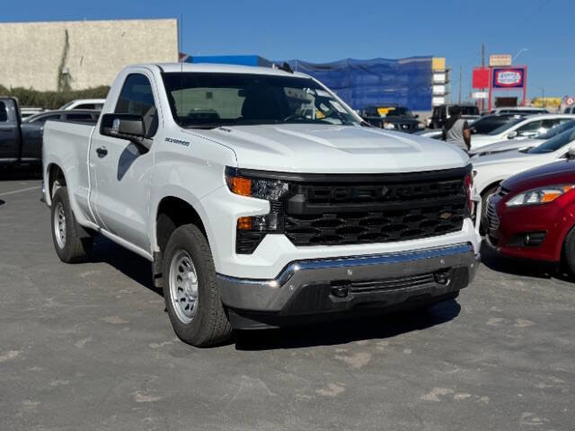 Used 2025 Chevrolet Silverado 1500 W/T w/ WT Safety Package RWD image 1