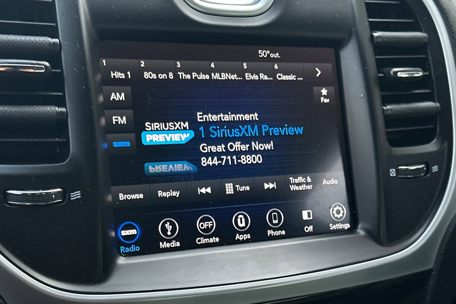 Used 2019 Chrysler 300 Touring w/ Sport Appearance Package image 17