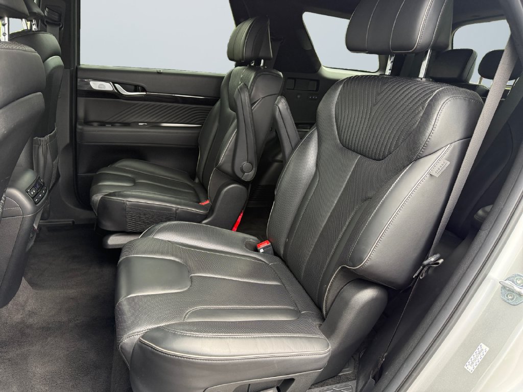 Used 2024 Hyundai Palisade Calligraphy AWD/4WD image 13