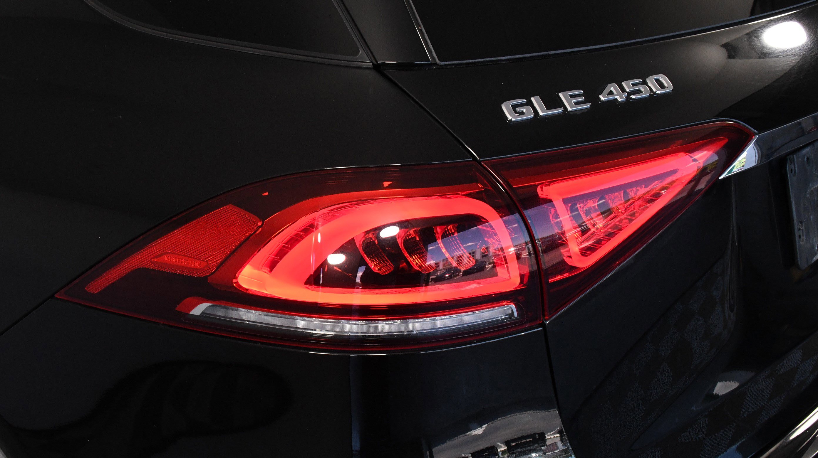 Used 2020 Mercedes-Benz GLE 450 4MATIC image 32