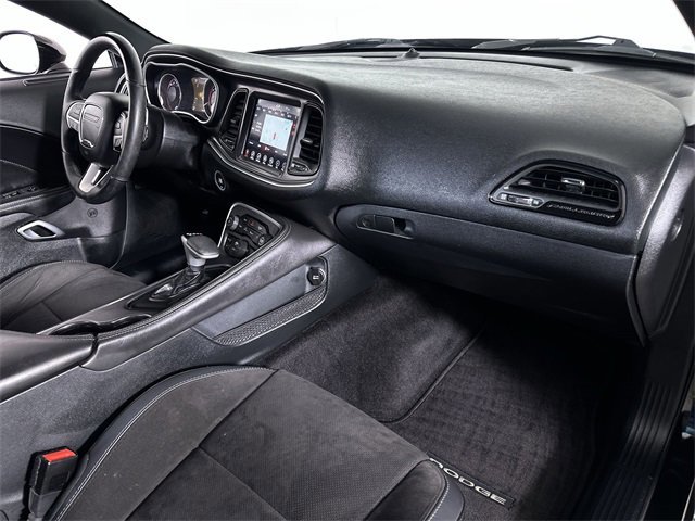 Used 2017 Dodge Challenger GT w/ Technology Group image 30