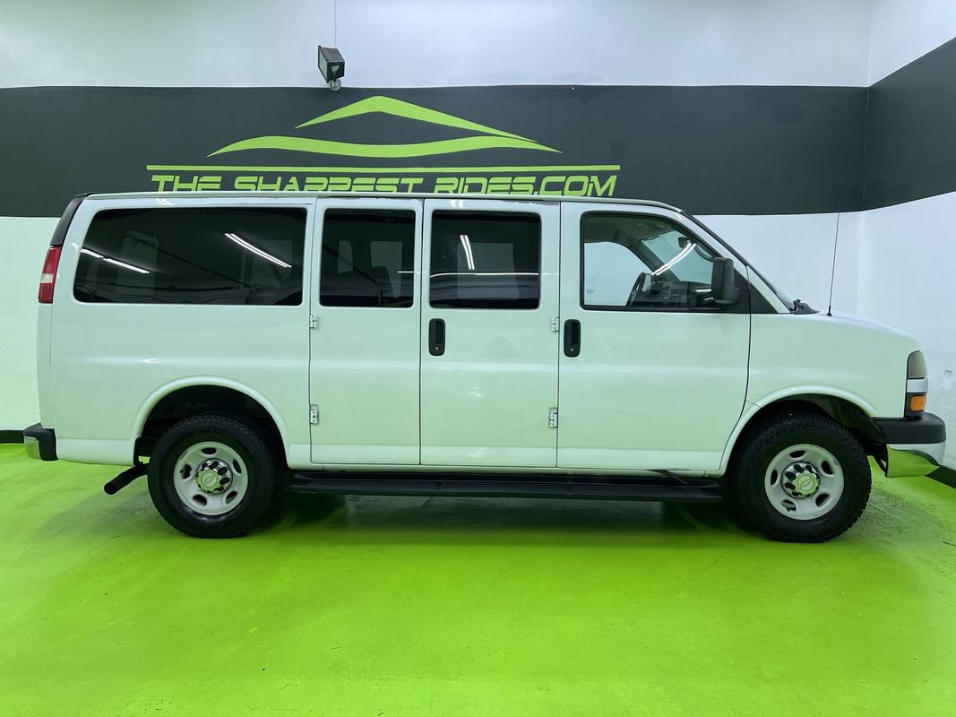 Used 2013 Chevrolet Express 2500 LT w/ LT Preferred Equipment Group RWD image 11