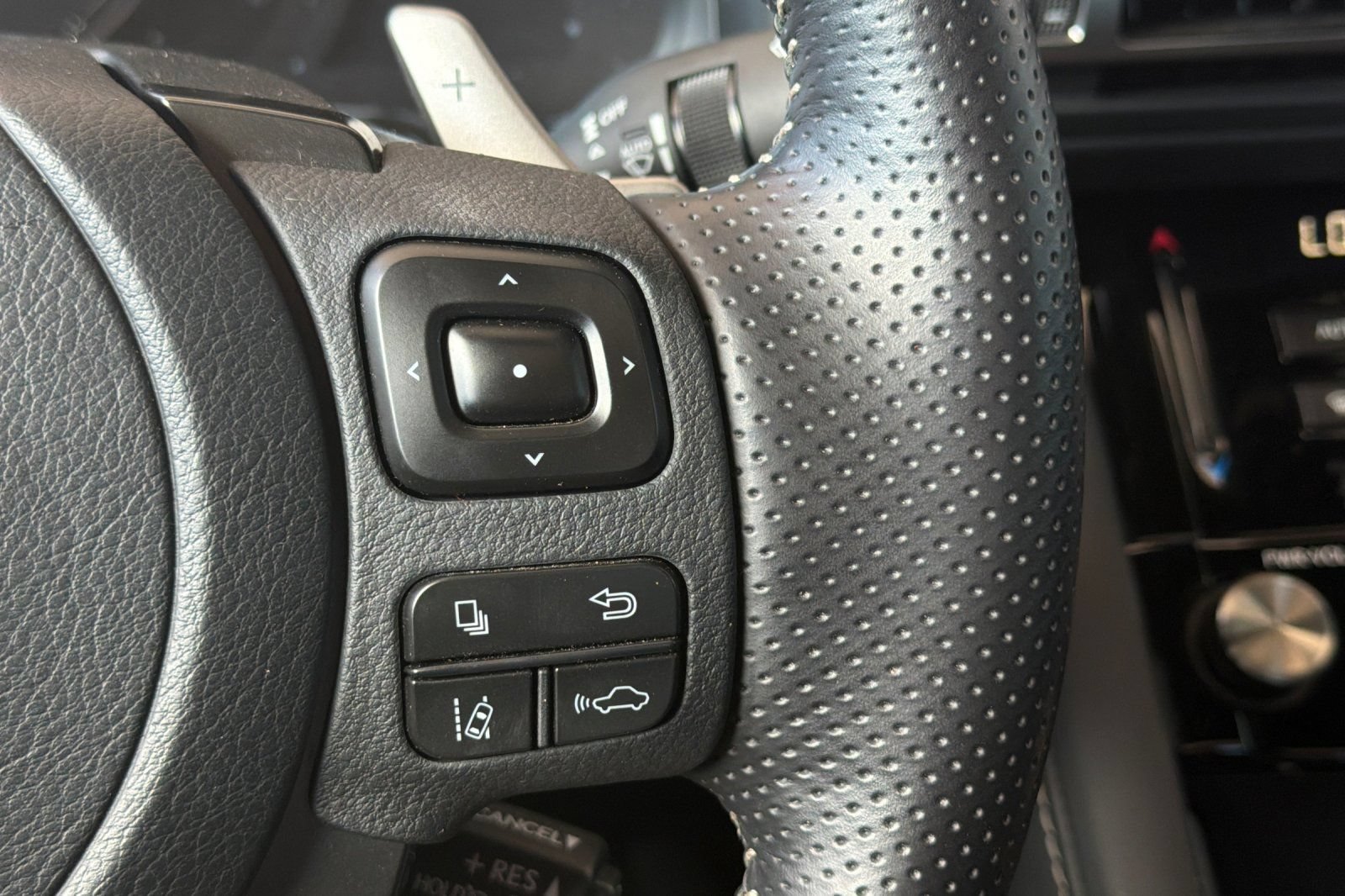 Used 2022 Lexus IS 350 F Sport w/ Navigation Package RWD image 28