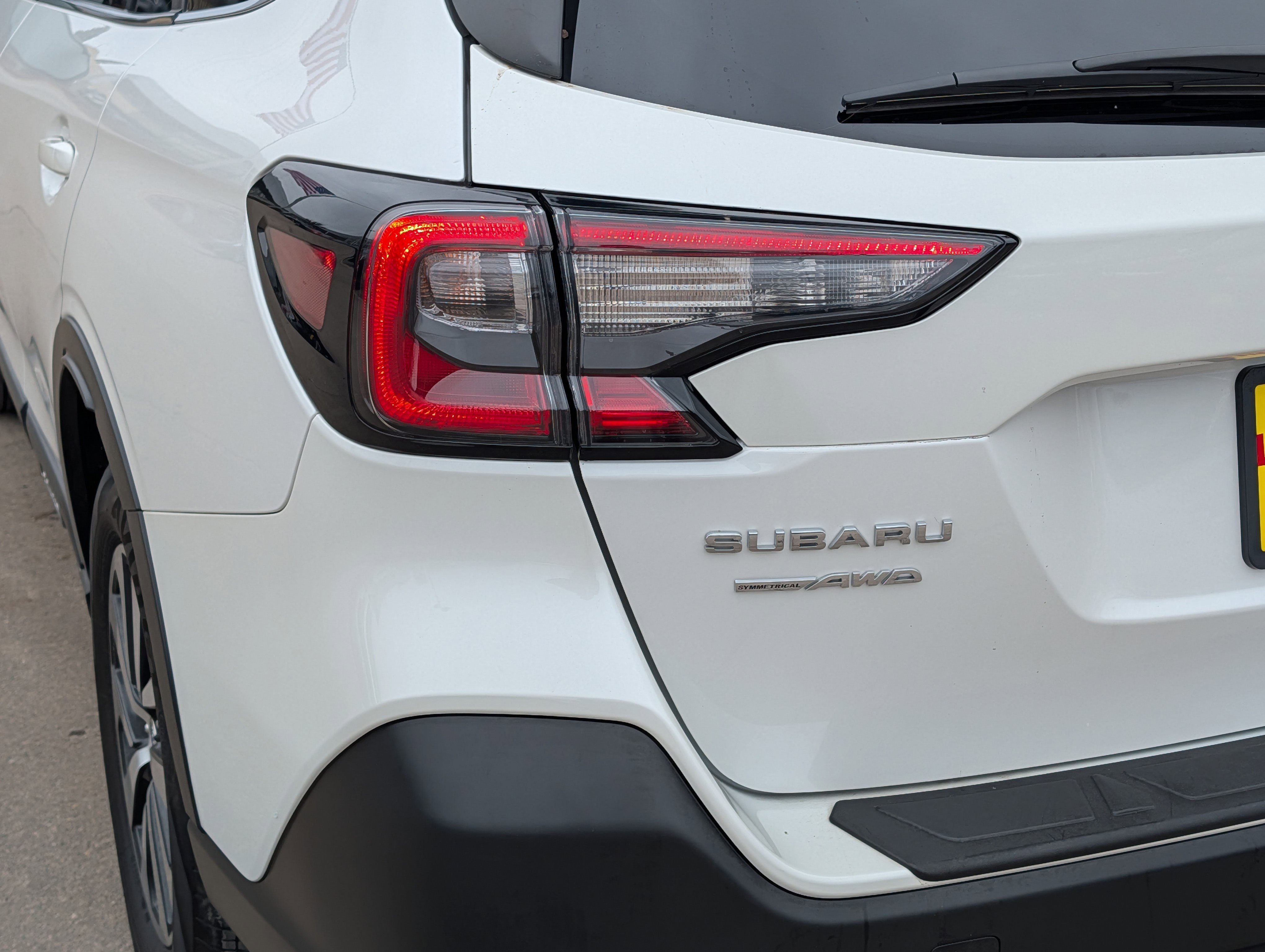 Used 2022 Subaru Outback Premium image 17