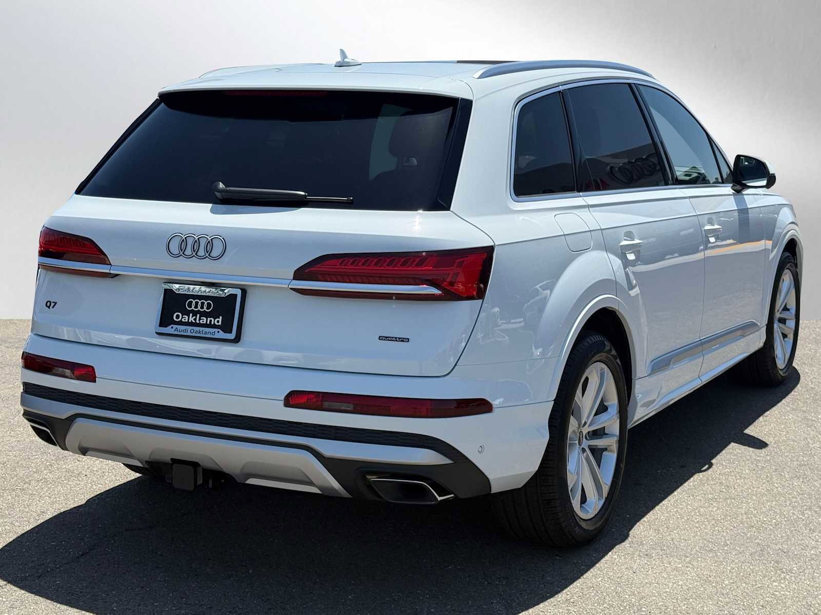 New 2025 Audi Q7 3.0T Prestige image 7