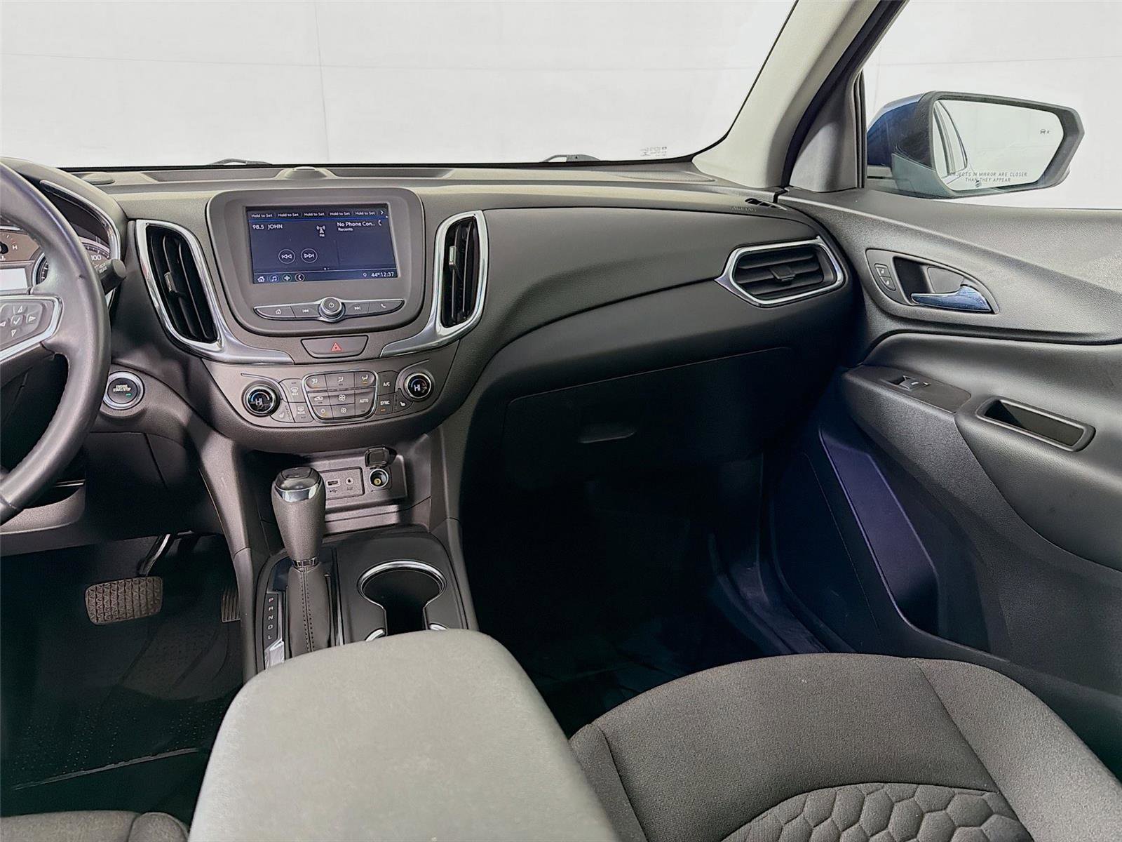 Used 2021 Chevrolet Equinox LT FWD image 23