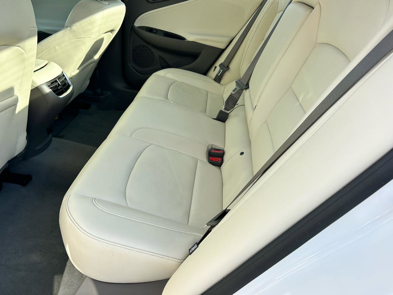 Used 2021 Chevrolet Malibu LT w/ Leather Package FWD image 14