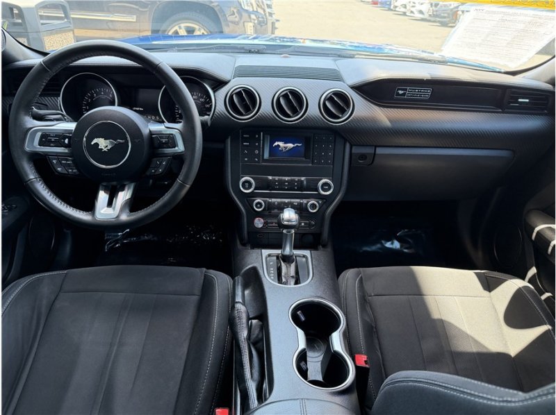 Used 2020 Ford Mustang Coupe RWD image 27