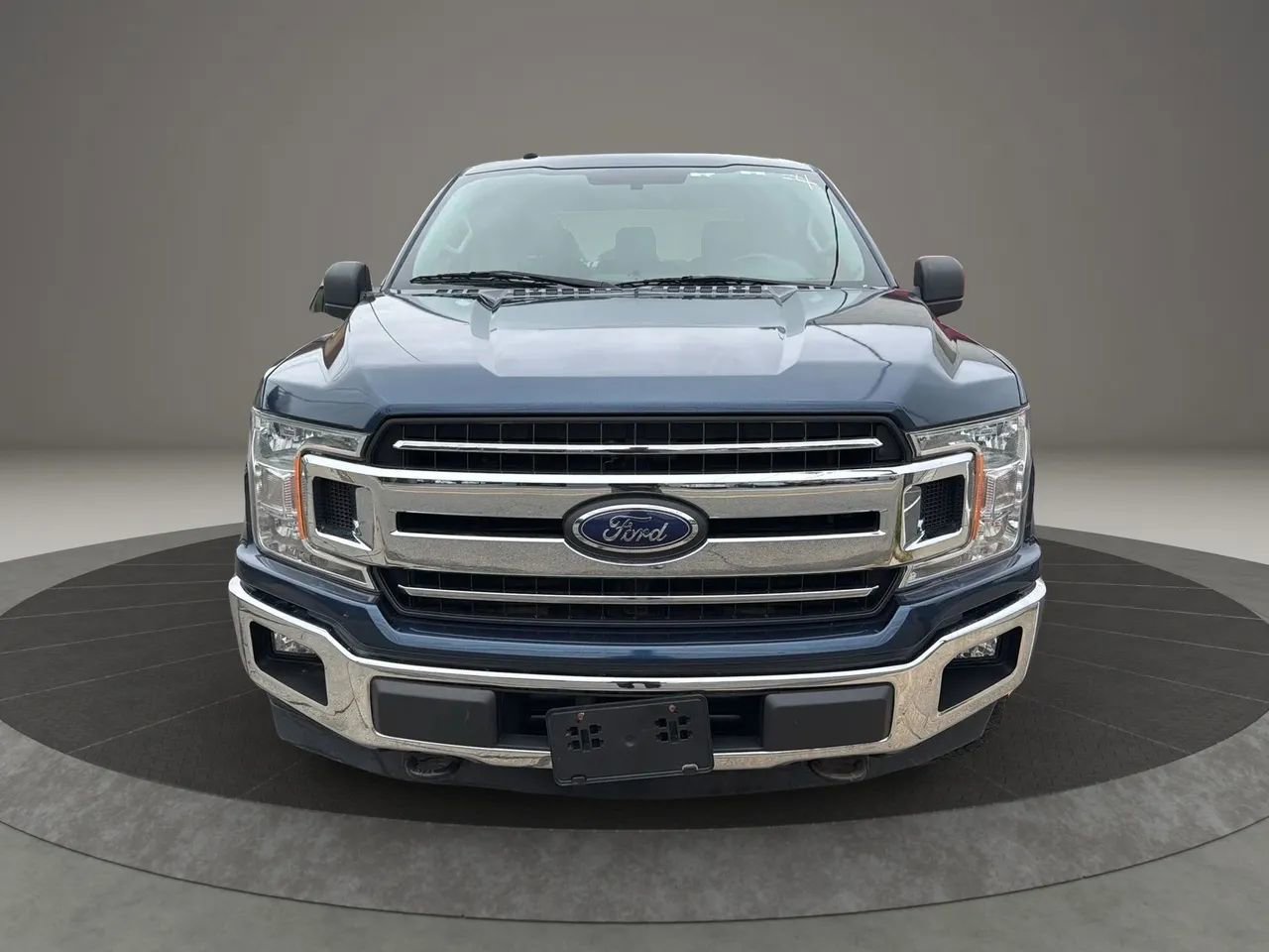 Used 2018 Ford F150 XLT AWD/4WD image 2