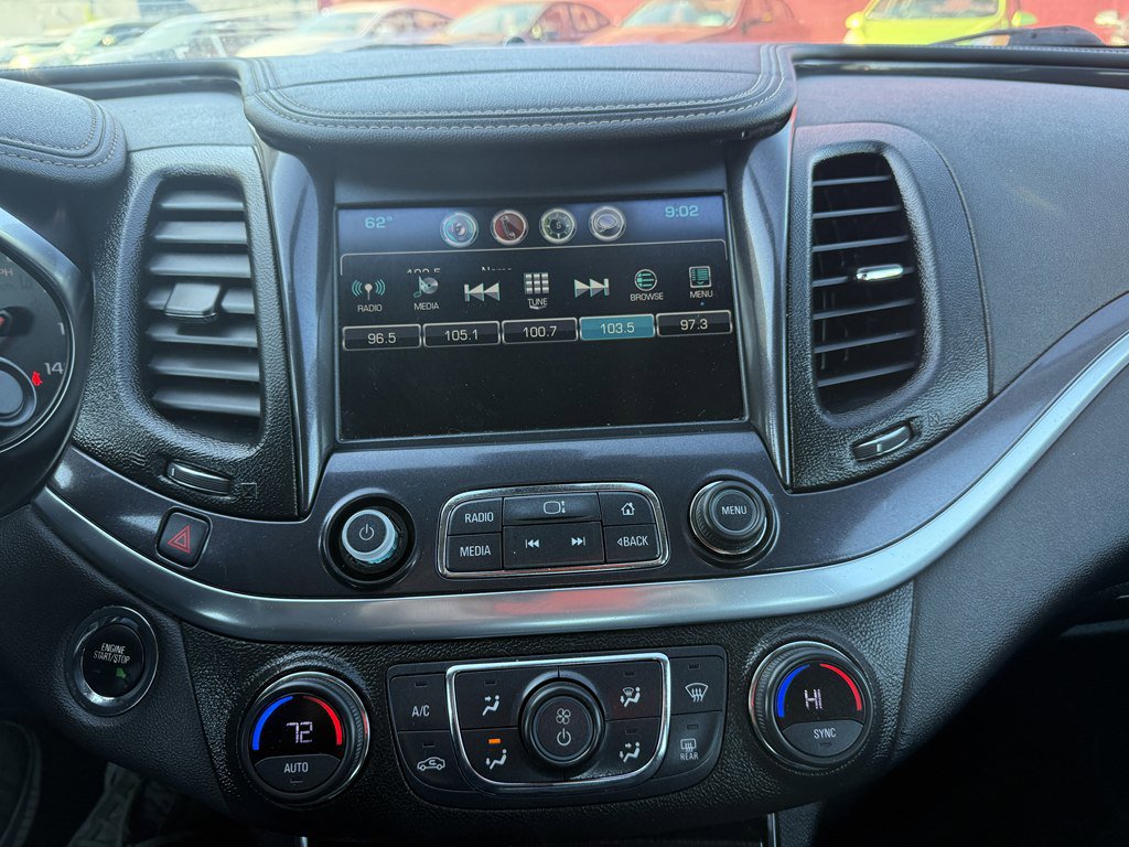 Used 2019 Chevrolet Impala LT FWD image 23