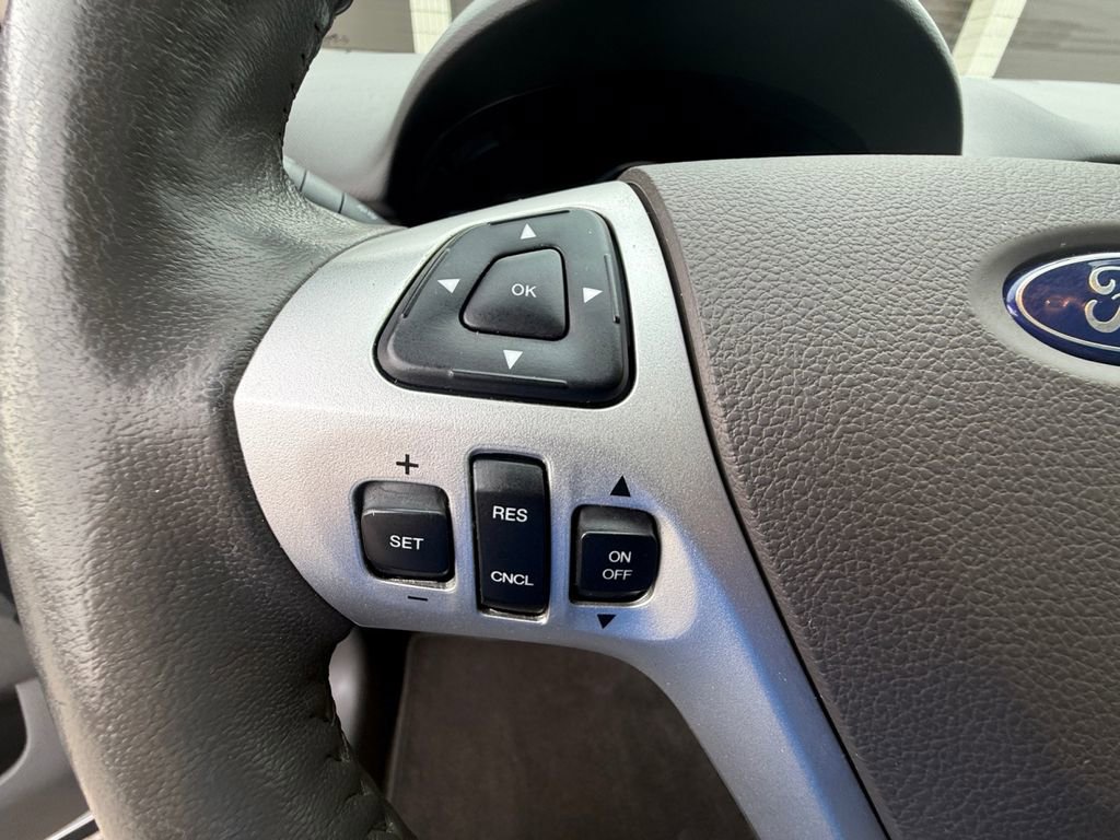 Used 2014 Ford Edge SEL w/ Equipment Group 205A AWD/4WD image 17