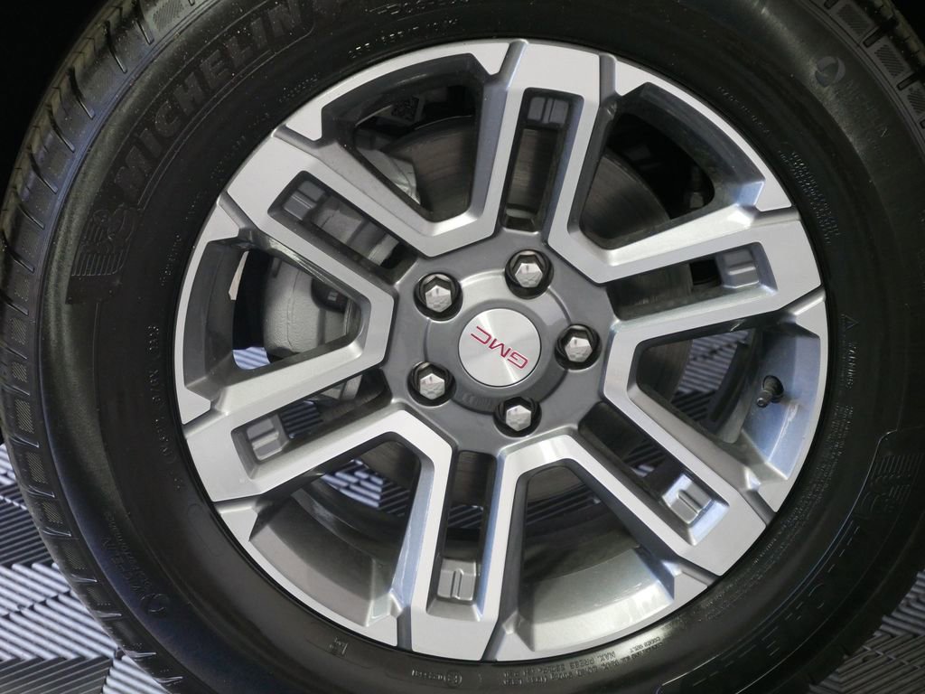 New 2026 GMC Terrain Elevation w/ Technology Package II image 12