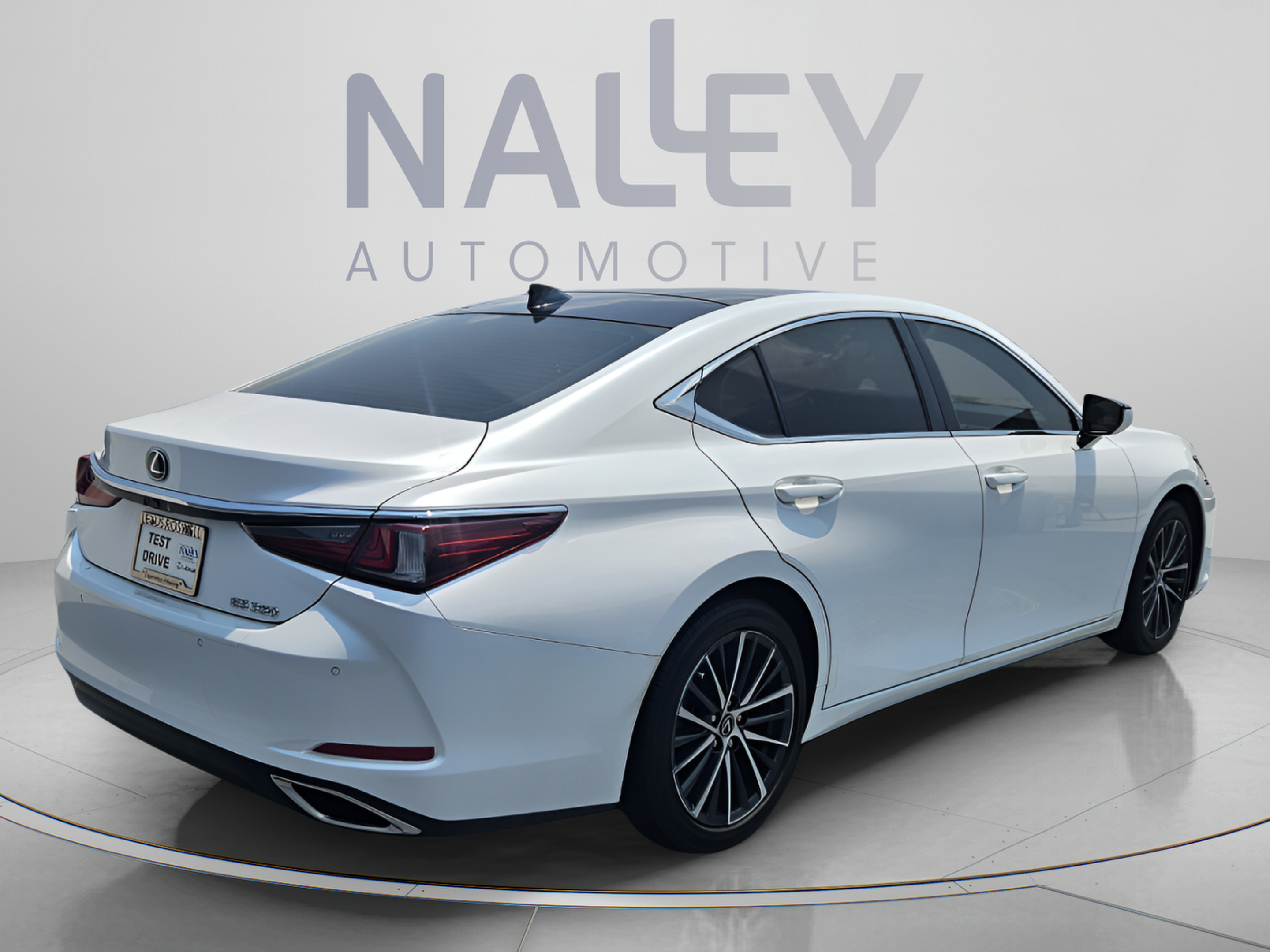Used 2022 Lexus ES 350 w/ Premium Package FWD image 5
