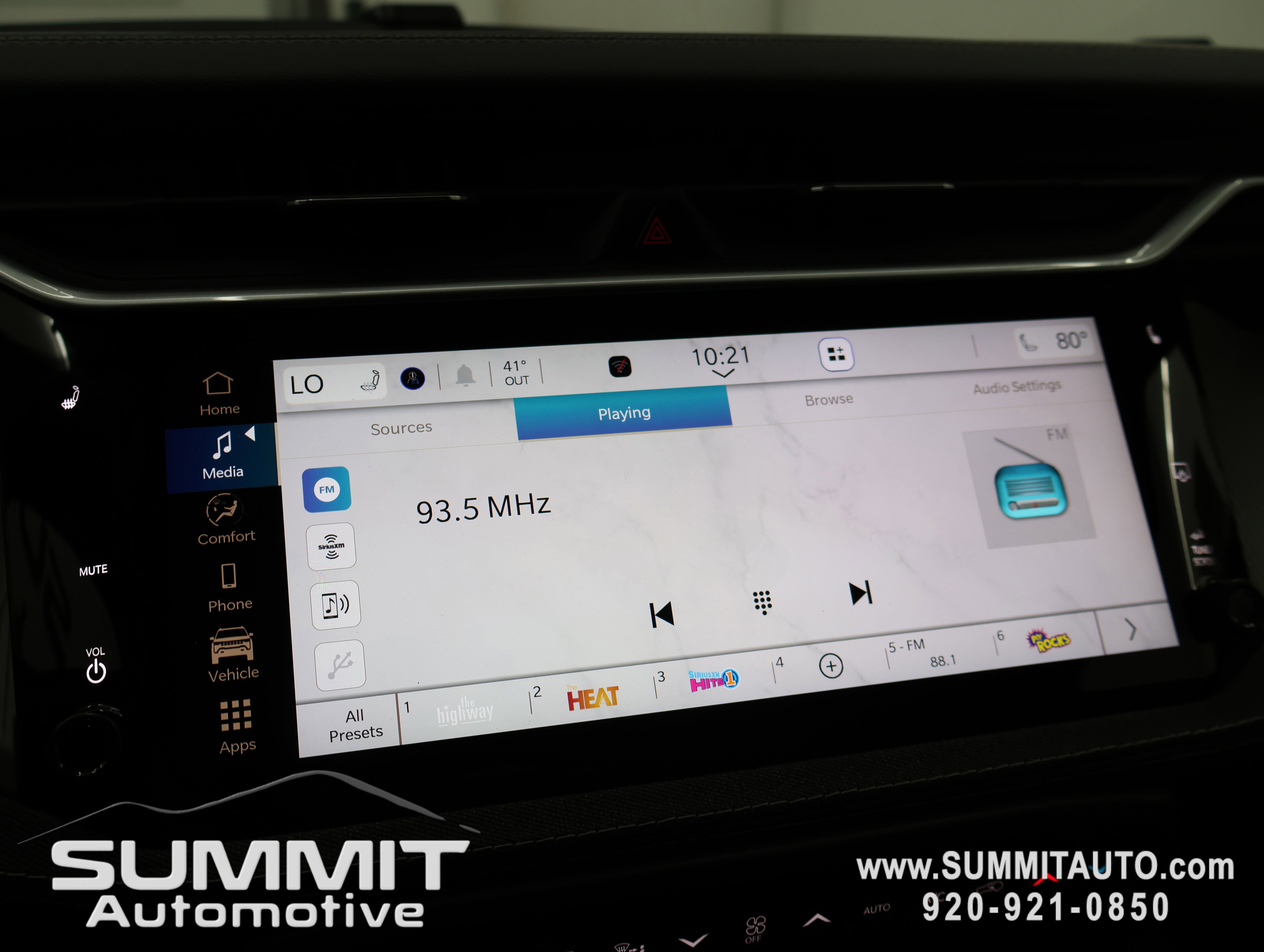 New 2026 Jeep Cherokee Laredo image 10