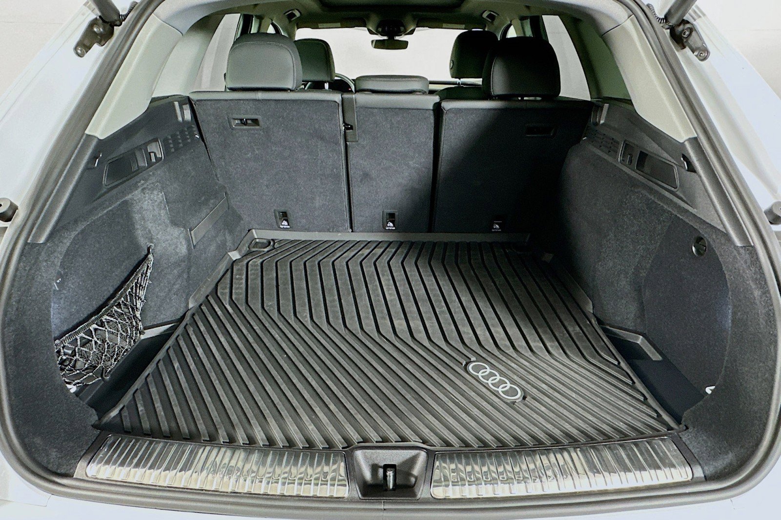 Used 2025 Audi Q5 Premium w/ 19" Wheel Package AWD/4WD image 22