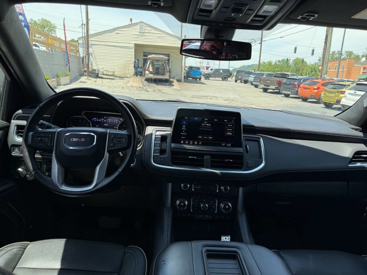 Used 2021 GMC Yukon SLT w/ SLT Luxury Plus Package AWD/4WD image 8