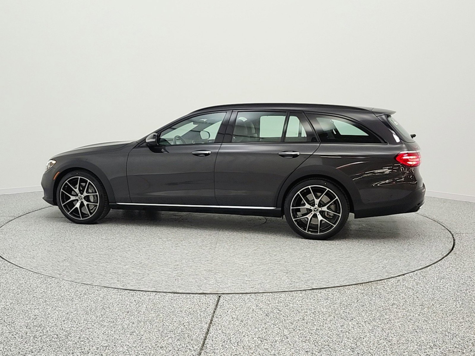 Certified 2023 Mercedes-Benz E 450 4MATIC All-Terrain Wagon image 8