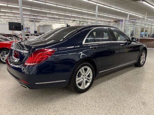 Used 2017 Mercedes-Benz S 550 4MATIC Sedan w/ Premium Package image 10