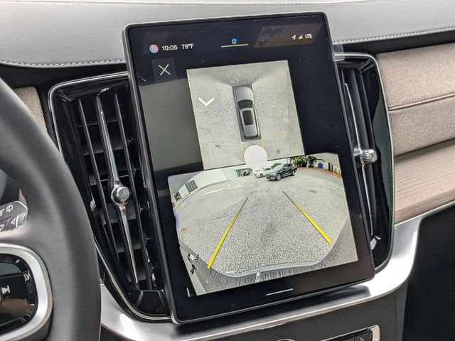 New 2025 Volvo XC90 B5 Plus w/ Protection Package Premier image 27