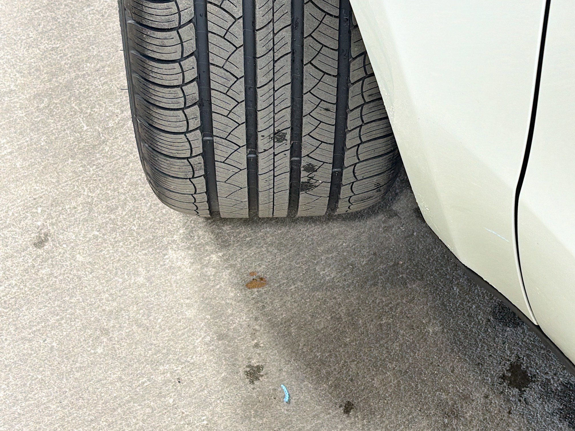 Certified 2023 Porsche Macan AWD/4WD image 43