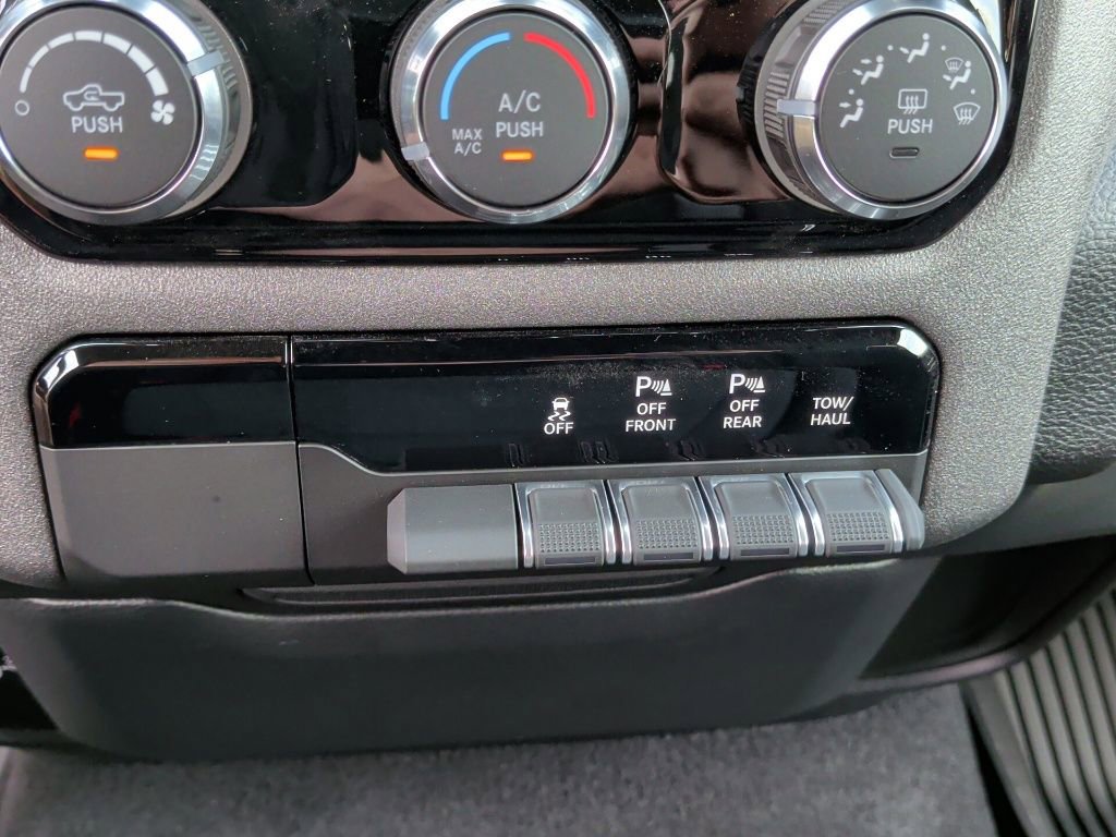 New 2026 RAM 1500 Express image 29